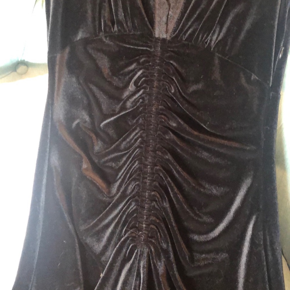 Gorgeous dress - Picture 2 of 6